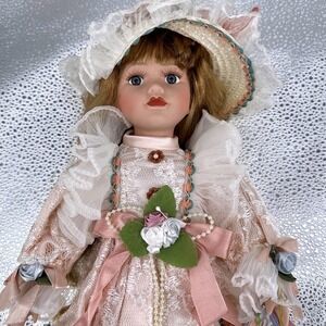 Cathay Collectible Porcelain Doll Pink‎ Dress Hat Stand  Decorative Display